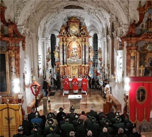 Mit einem feierlichen Gottesdienst wurde an den heiligen Sebastian erinnert, der auch heute Vorbild sein sollte, so Kaplan Mathias Klein-Heßling.Foto Leitsmüller