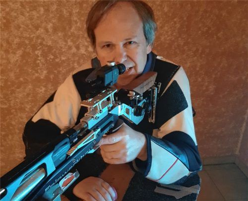 Nach seiner Gehirnblutung hat sich Bernd Schott zurück ins Leben gekämpft und ist auch als Sportschütze wieder erfolgreich. Die Paralympics in Tokio als Ziel schaffte er aber nicht. Foto  privat