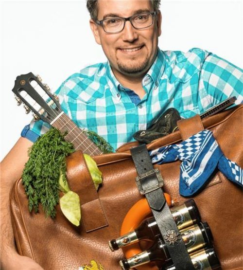 „Ois dabei!“ hat Musikkabarettist Stefan Otto, wenn er am 24. Januar in Ramerberg gastiert. Foto Re
