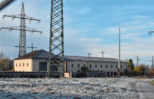 Raum für Neues: Im ehemaligen Umspannwerk der Bahn in Rosenheim könnte einmal das zentrale Depot für die städtische Galerie, das städtische Museum und das städtische Archiv entstehen.Fotos Schlecker