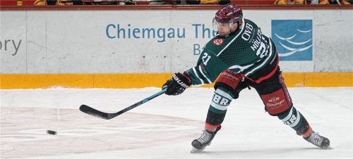Rosenheims bester Torschütze Alexander Höller hat seinen Vertrag um ein weiteres Jahr verlängert.