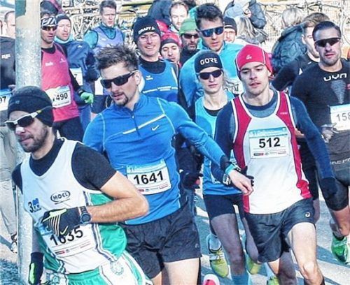 Sebastian Schrenker (Nummer 1641) und Jakob Heindl (Nummer 512) vom TSV Wasserburg wurden Gesamtdritter und -zweiter in München und gewannen auch in der Hauptklasse der Männer.Fotos Stuffer