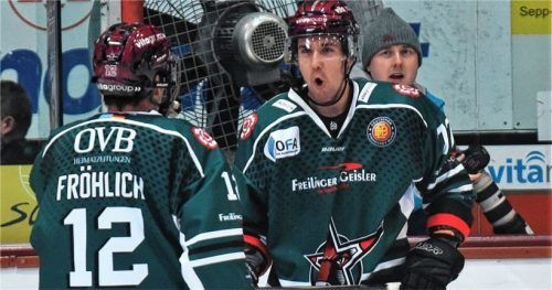 Sein Einsatz in Regensburg ist sehr fraglich: Tadas Kumeliauskas (rechts). Foto  Ziegler