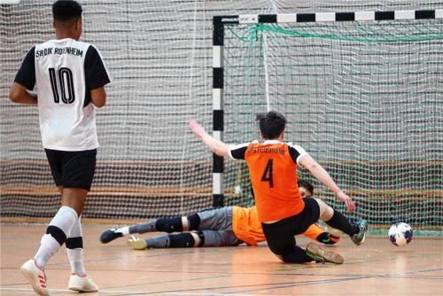 Tor für die A-Junioren der JFG Holzland/Inn zum 1:0-Erfolg im Spiel gegen den SB/DJK Rosenheim. Fotos Butzhammer (2)
