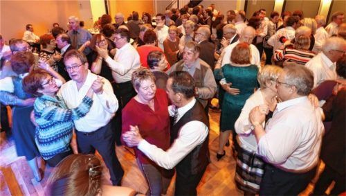 Viel los war beim Silvesterball der Banater Schwaben, die ins neue Jahr feierten. Foto  stuffer