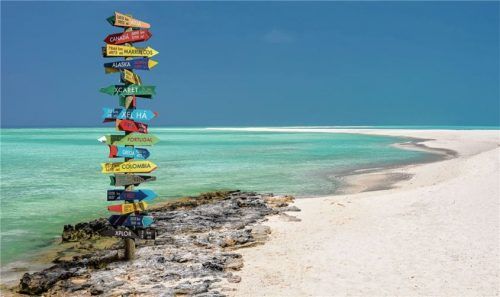 Wo soll es hingehen? Weltreisenden stehen alle Wege und Möglichkeiten offen. Foto czekma13/istockphoto.com/gettyimages.com/akz-o