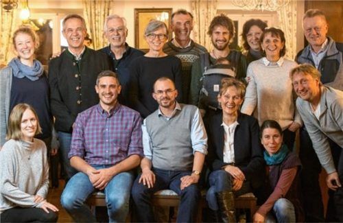 Wollen ihre Gemeindearbeit noch vertiefen: die Kandidaten der Bürgerinitiative „Zukunft Samerberg“. Foto re