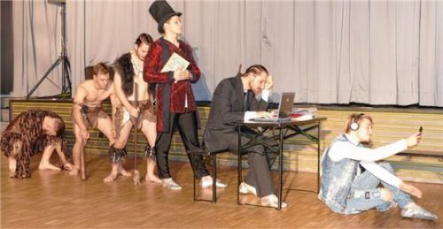 Zum Faschingsstart geht der Marktball der Narrengilde über die Bühne. Foto  Bachmaier