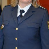 Pionierinnen in Uniform