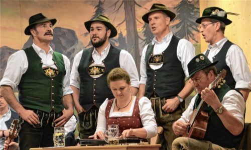 Auch der Haushamer Bergwachtgsang, bestehend aus aktiven Bergwachtangehörigen, wird zum 30. Sänger- und Musikantentreffen in Kiefersfelden erwartet.Foto Hoffmann