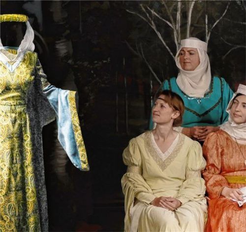 Auf der Suche nach Schauspielern: (von links) Emilia Gianetta, Ina Siferlinger und Barbara Bichler.Foto Ammelburger