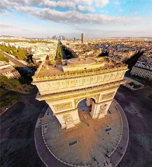 Der Arc de Triomphe in Paris aus der Vogelperspektive. Foto fti/fly view