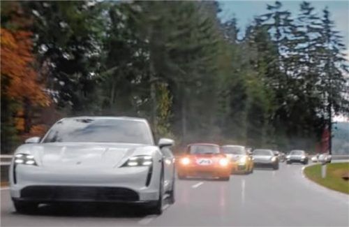 Der Porsche-Spot erzählt von einer Flucht im Taycan. Foto ampnet/Porsche