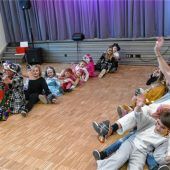 Buntes Treiben beim Kinderfasching