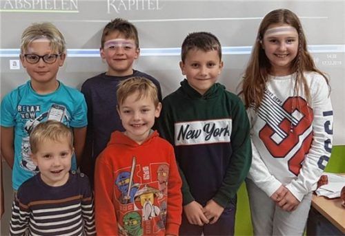Die glücklichen Besucher des Kinderkinos in der Grundschule in Aschau am Inn.Foto  RE