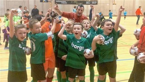 Die Heufelder Nachwuchsfußballer durften drei Turniersiege bejubeln.