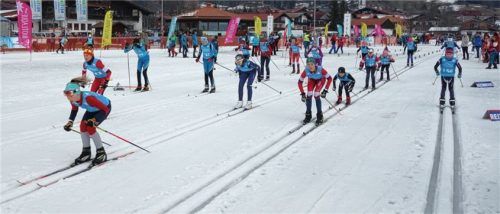 Die Schülerklassen warteten in Reit im Winkl mit vielen Teilnehmern auf.Foto Hauser