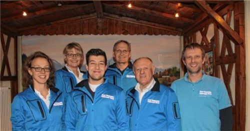 egg responder-jhv re

(v.l.n.r.): Evi Landinger (Schriftführerin), Petra Güra (Kassierin), Karim Hassan (Neuer Aktiver), Christian Glaser (2. Vorstand), Christian Glas (1. Vorstand), Andreas Widl (Abschluss Ausbildung zum Rettungssanitäter)