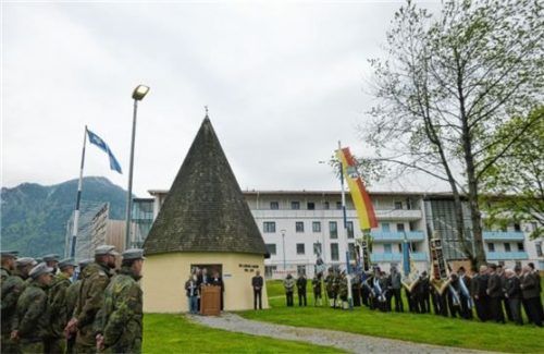 Feierliche Einweihung des Info-Punkts zur Geschichte der Karfreitkaserne. Fotos mc