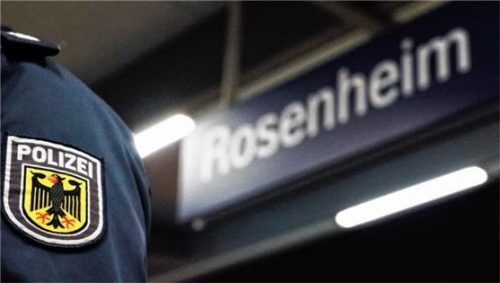 Für einen 30-jährigen Somalier endete die Zugfahrt am Rosenheimer Bahnhof. Foto Bundespolizei