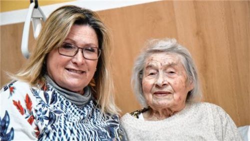 Hildegard Heydn feierte ihren 101. Geburtstag zusammen mit ihrer Tochter Gisela.Foto  von Ahn