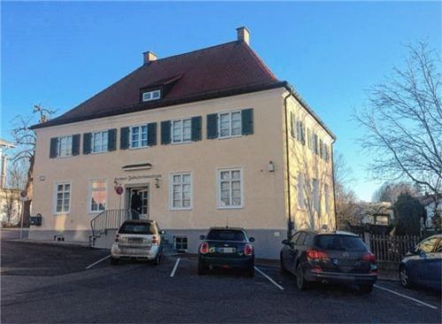 Im Keller des Heimatmuseums wurde die Ölheizung ausgebaut. Der Raum soll als Depot genutzt werden. Foto weinzierl