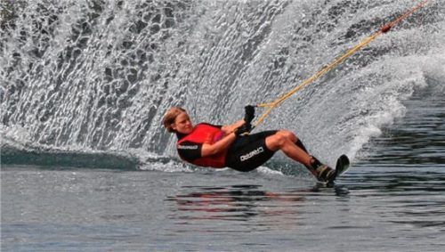 Jana Wittenbrock vom Wassersportclub Kiefersfelden-Rosenheim ist Weltrekordhalterin im Wasserskifahren.
