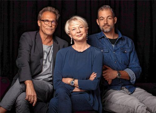 Machen auf ihrer Tournee auch in Rosenheim Halt: (von links) Christian Tramitz, Rita Falk und Florian Wagner. Foto SebastianFery