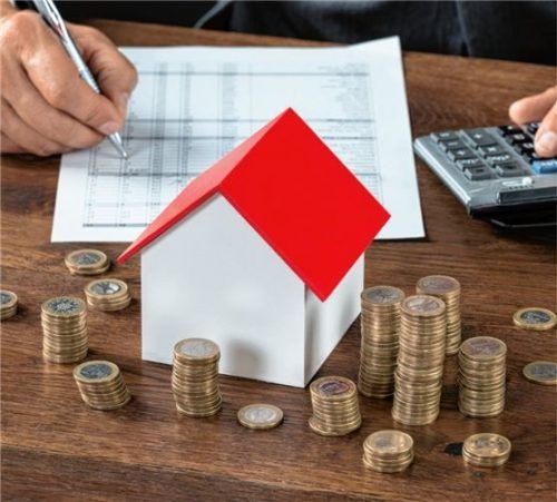 Wer in den Neubau von Mietwohnungen investiert, kann von neuen steuerlichen Förderungen profitieren. Foto djd/Lohnsteuerhilfeverein Fuldatal/123rf/Andrey Popov