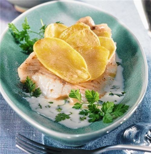 Zarter Zander trifft auf knusprige Kartoffel.Foto Fiz