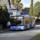 Busfahrer filmt sich selbst am Steuer