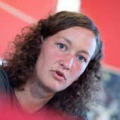 Nationaltorhüterin als Losfee