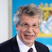 Bayern bestellt eine Million Schutzmasken