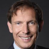 Viel Zahnpasta: Schlecht für die Zähne?