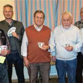 Adi Frisch siegt beim März-Senioren-Schafkopfrennen