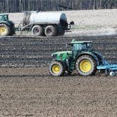 Feldarbeit läuft auf Hochtouren