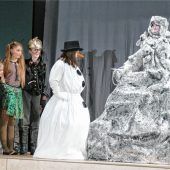 Eine Waldmaus wird zum Bühnenstar