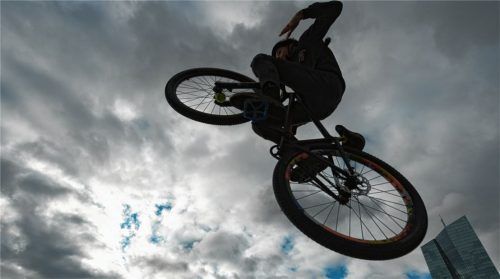 Am Halfinger Baggersee könnte ein Mountainbike-Parcours eingerichtet werden – so zumindest der Wunsch vieler Jugendlicher.Foto DPA