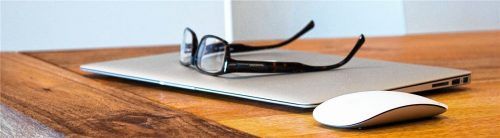 Auch im Homeoffice gelten bestimmte Rechte: So ist der Arbeitnehmer zum Beispiel nicht gezwungen, private Accounts zu verwenden.