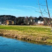 Rathaus, Kulturhaus, Kindergarten und geförderter Wohnungsbau