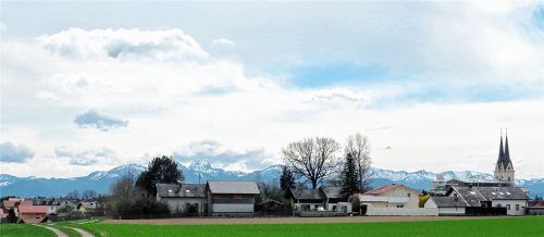 Ein idyllisches Stück Land: Wie in den Orten der Gemeinde Tuntenhausen landschaftsverträglich gebaut werden kann, beschäftigt die Gemeinderäte parteiübergreifend. Foto  Stache