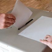 Politisches Erdbeben in Übersee