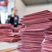 Corona: Wahlhelfer gehen auf Abstand