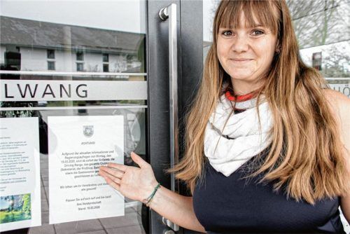 „Passen Sie auf sich auf“: Nina Gstatter, Managerin des Golfclubs Höslwang, bedauert die Schließung. Foto Reisner