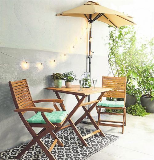 Trend-Experten wollen frischere Farben ins Freie bringen und setzenvermehrt auf Bunt statt Grau.Foto dpa