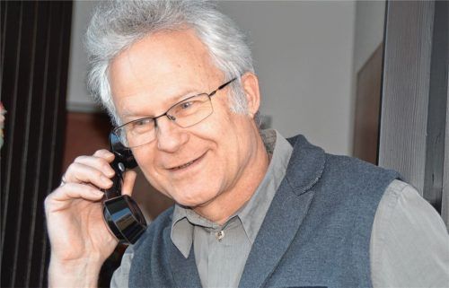 Zuhören und helfen, wo es Not tut: Pfarrer Lars Schmidt und seine Kollegen wollen den Menschen in Zeiten von Corona Zuspruch geben.Foto  Grundner