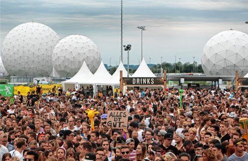 „Alles ist gut“ wird es heuer zwar nicht auf dem Festivalgelände im Sportpark Bad Aibling heißen, denn das Echelon Open Air fällt aus. Aber für August 2021 haben es die Veranstalter wieder fest im Visier. Foto  Stache