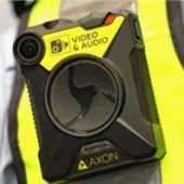 Polizistin (21) bei Kontrolle verletzt