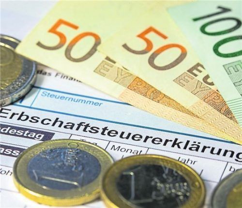 Damit die Freude übers Erbe nicht getrübt wird, lohnt es sich, sich über steuerliche Aspekte zu informieren. Foto Re