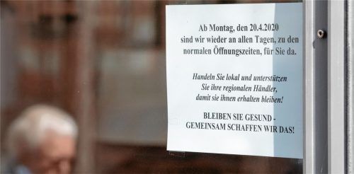 Erste Lockerungen der strikten Corona-Regeln: Seit Montag dürfen in etlichen Bundesländern Geschäfte mit bis zu 800 Quadratmetern Verkaufsfläche wieder geöffnet haben. In Bayern ist es erst ab dem 27. April so weit. Foto dpa